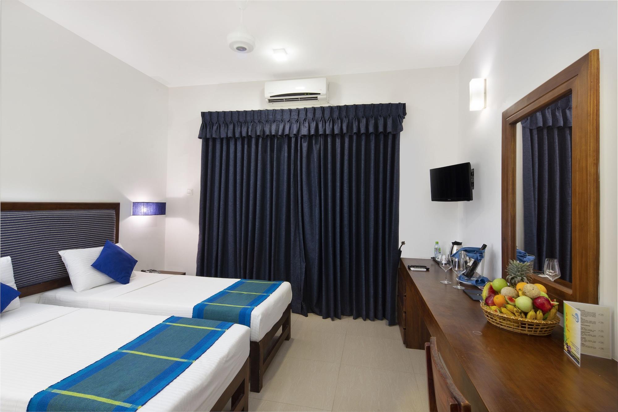 The Blue Wave Hotel Аругам Бей Екстериор снимка