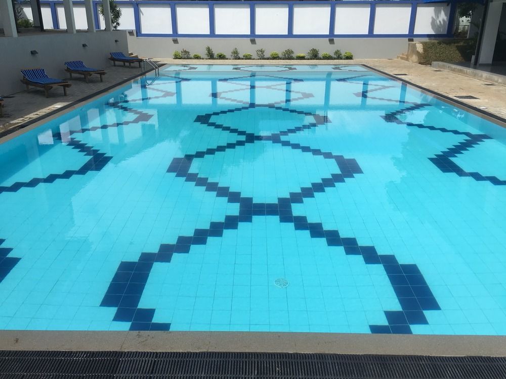 The Blue Wave Hotel Аругам Бей Екстериор снимка